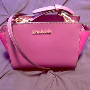 Authentic New Without Tags Michael Kors 2-Tone bag (Small)